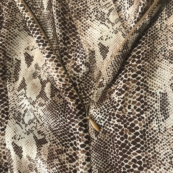 Clues collection New York Paris animal print dress - Picture 13 of 14